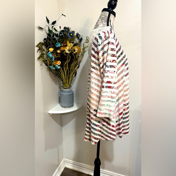 Live and Let Live Metal beading detail with lace Back size XL - Picture 3 of 10